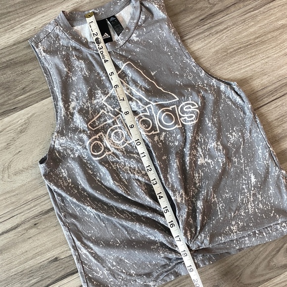 Adidas Twist Front Logo Crop Tank Acid Wash Grey Size S - Picture 4 of 8